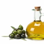 huile d'olive sur le gland